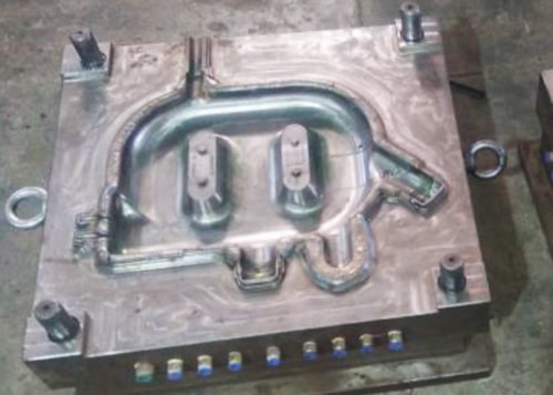 blow mould for coolant tank